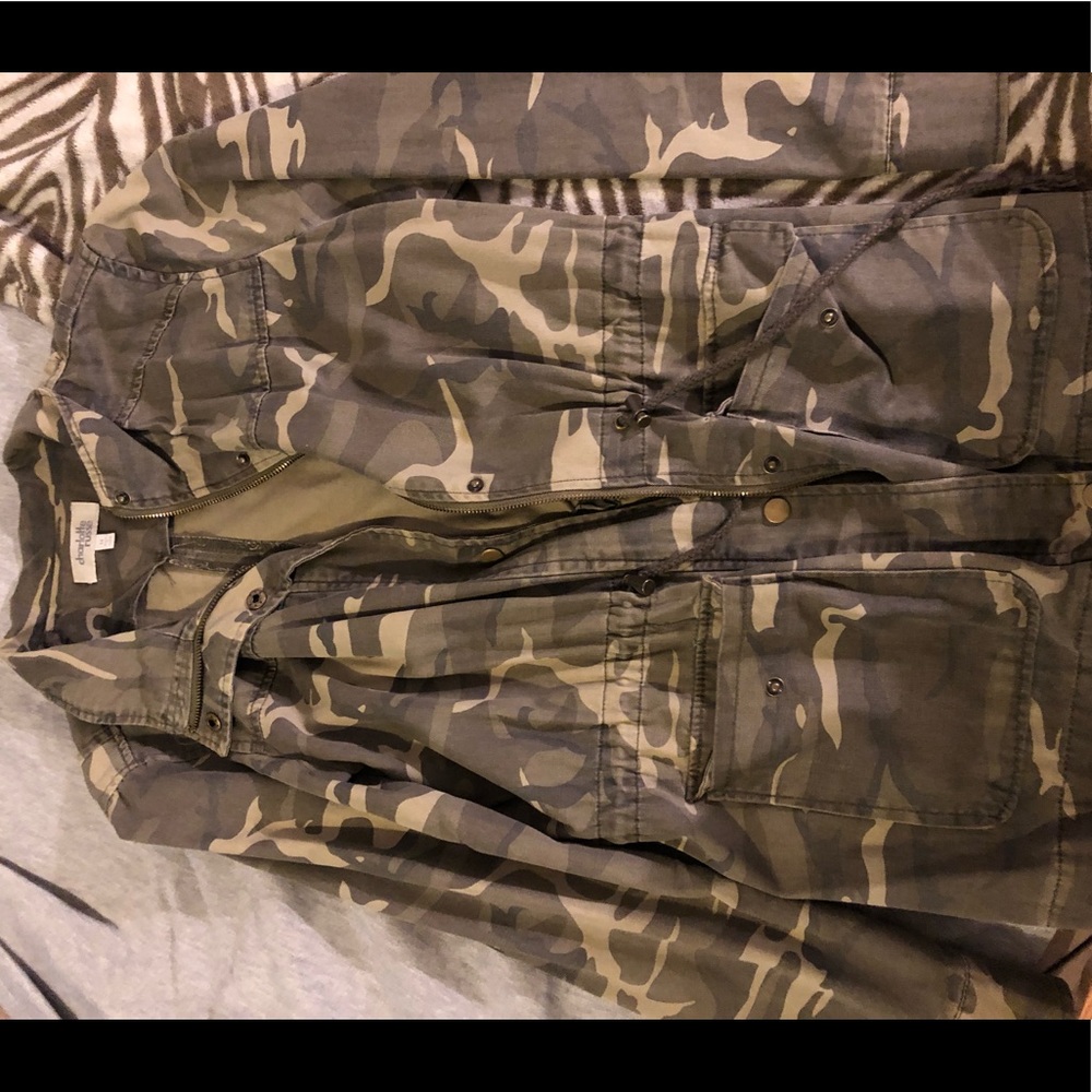 Camo woman’s utility jacket
